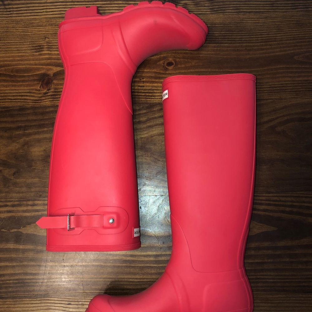 HUNTER rain boots